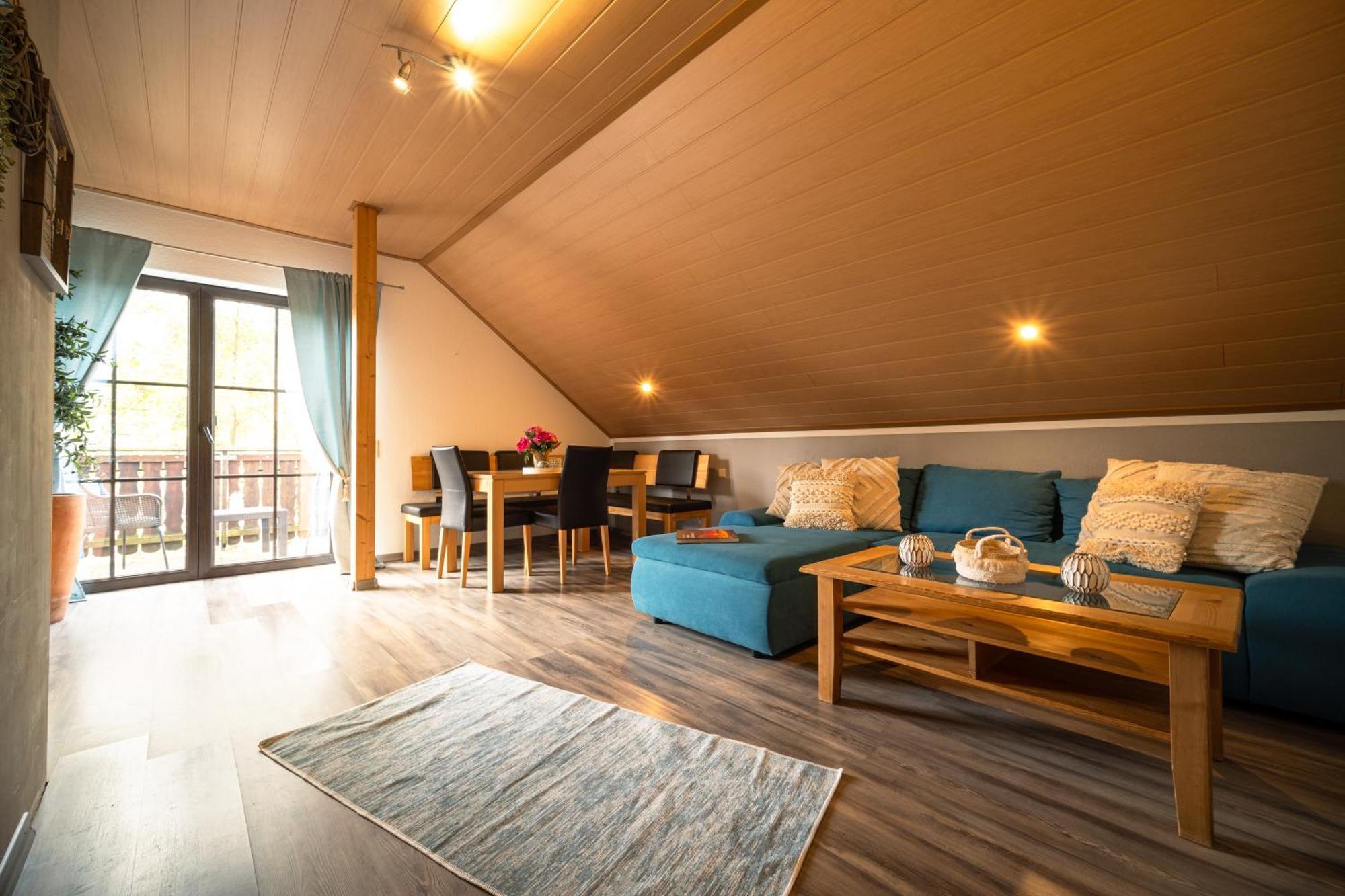 Balkon Zimmer - Apartment Gonnersdorf  Экстерьер фото